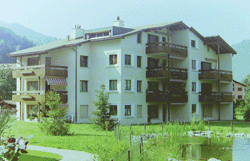 Mehrfamilienhäuser Cazis · Ansicht 1